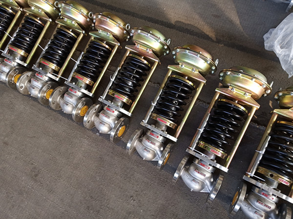 自力式蒸汽稳压阀